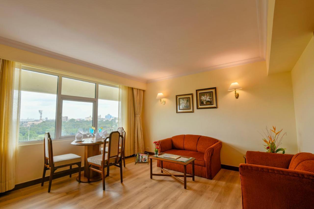 Peerless Hotel Καλκούτα Εξωτερικό φωτογραφία