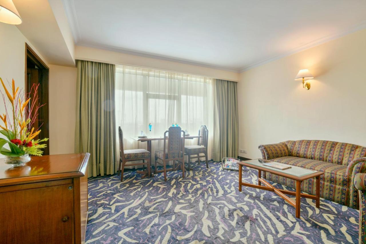 Peerless Hotel Καλκούτα Εξωτερικό φωτογραφία